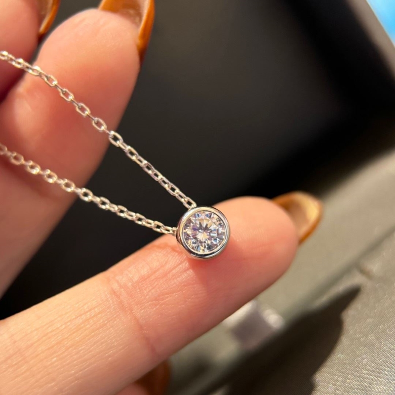T*f*ny necklaces